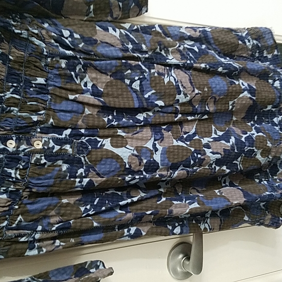 Chelsea & Violet  Tunic - Picture 4 of 7